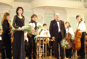 На отчетном концерте ДМШ при Колледже, Рахманиновский зал МГК, 2005 г.